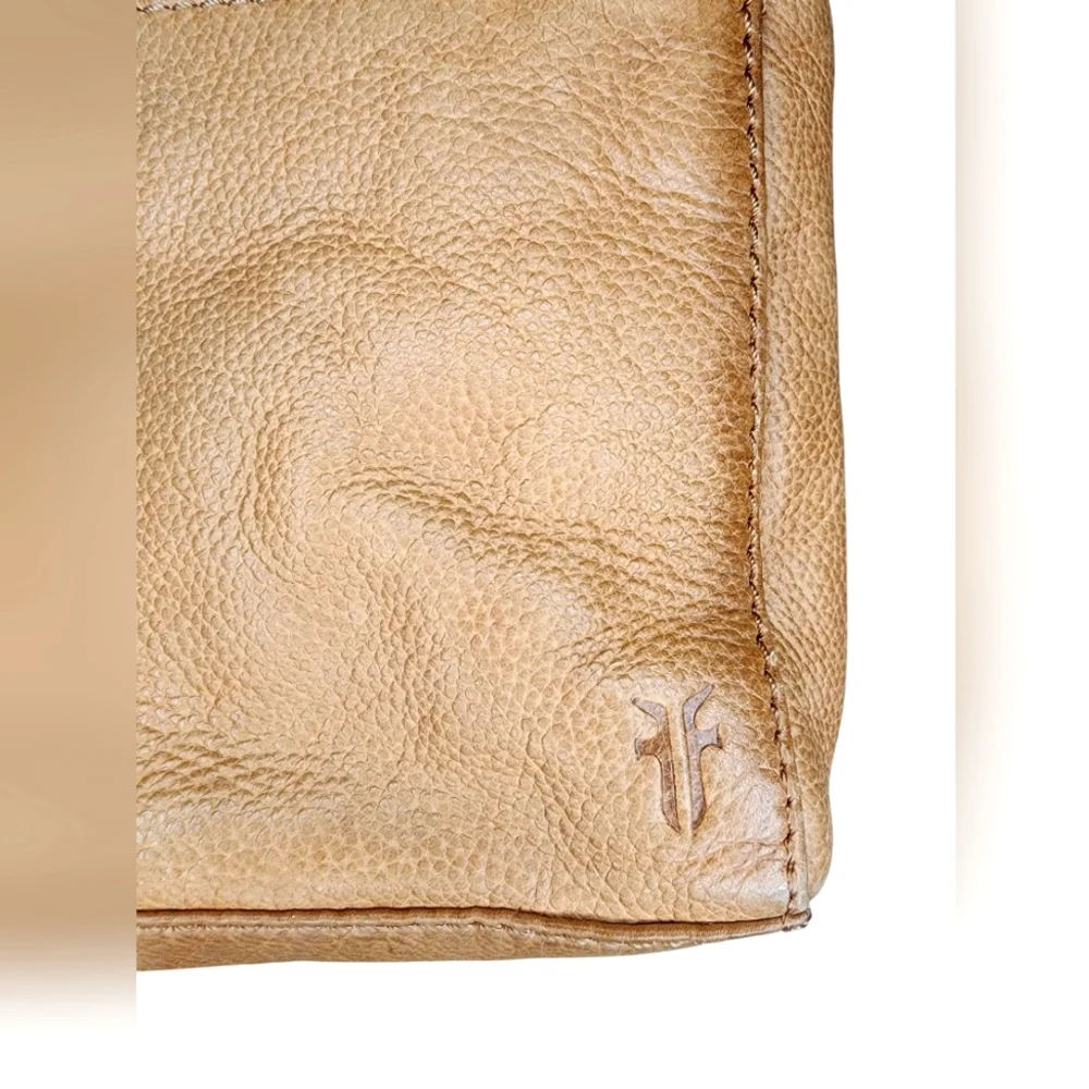 FRYE Hadley embroidered leather crossbody bag, brown/brass - Picture 6 of 9